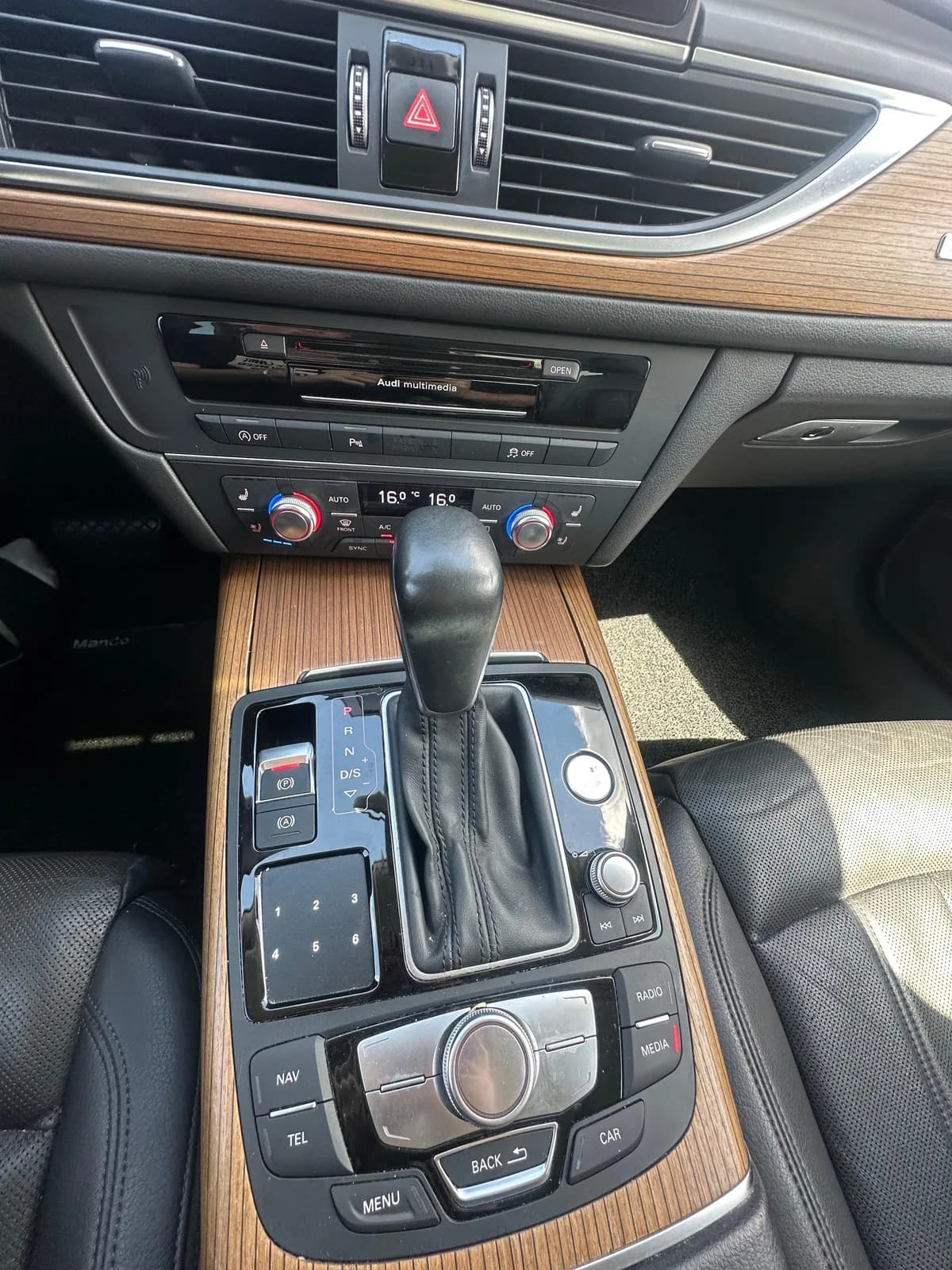 Audi A6 40 TDI Quattro, Viti 2016 — foto 1 nga 12