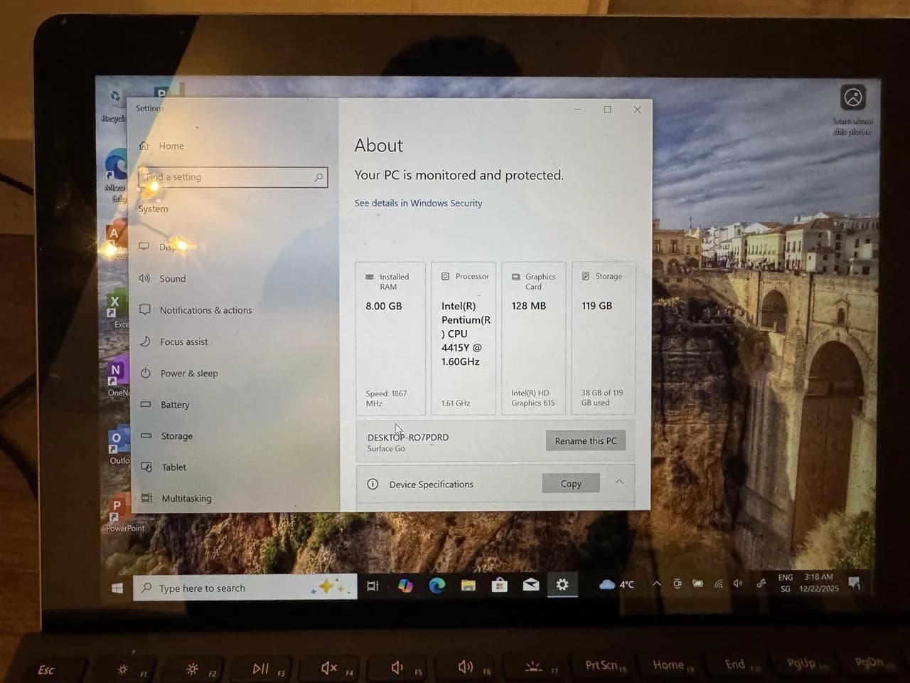 Microsoft Surface Go, 1.6 GHz, 8 GB, 128 GB — foto 2 nga 3
