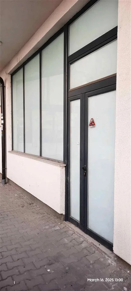 Lokali me qira, 110 m² — foto 1 nga 5