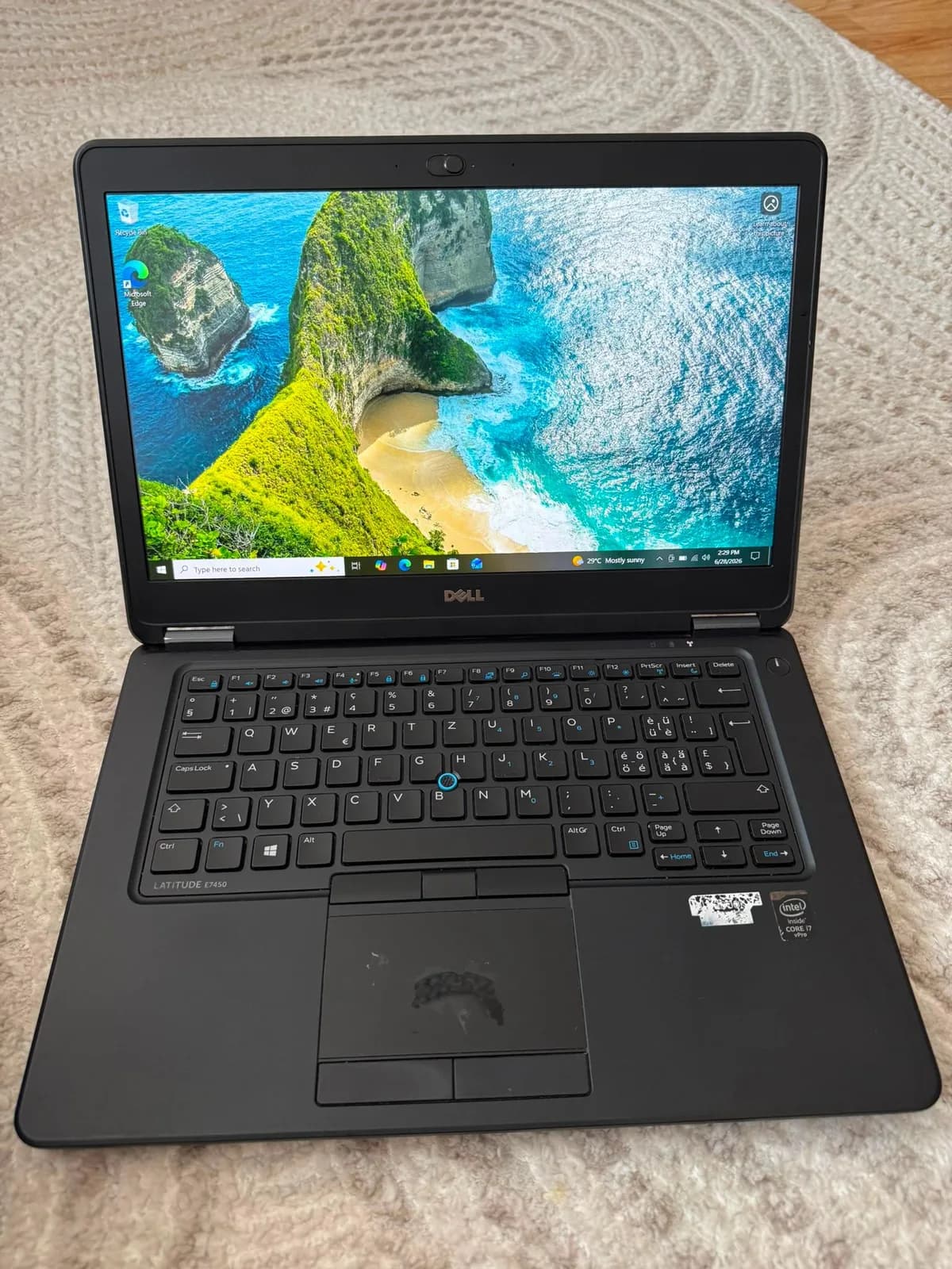 Dell Latitude E7450 — i7, 8 GB RAM, SSD 238 GB — foto 1 nga 5
