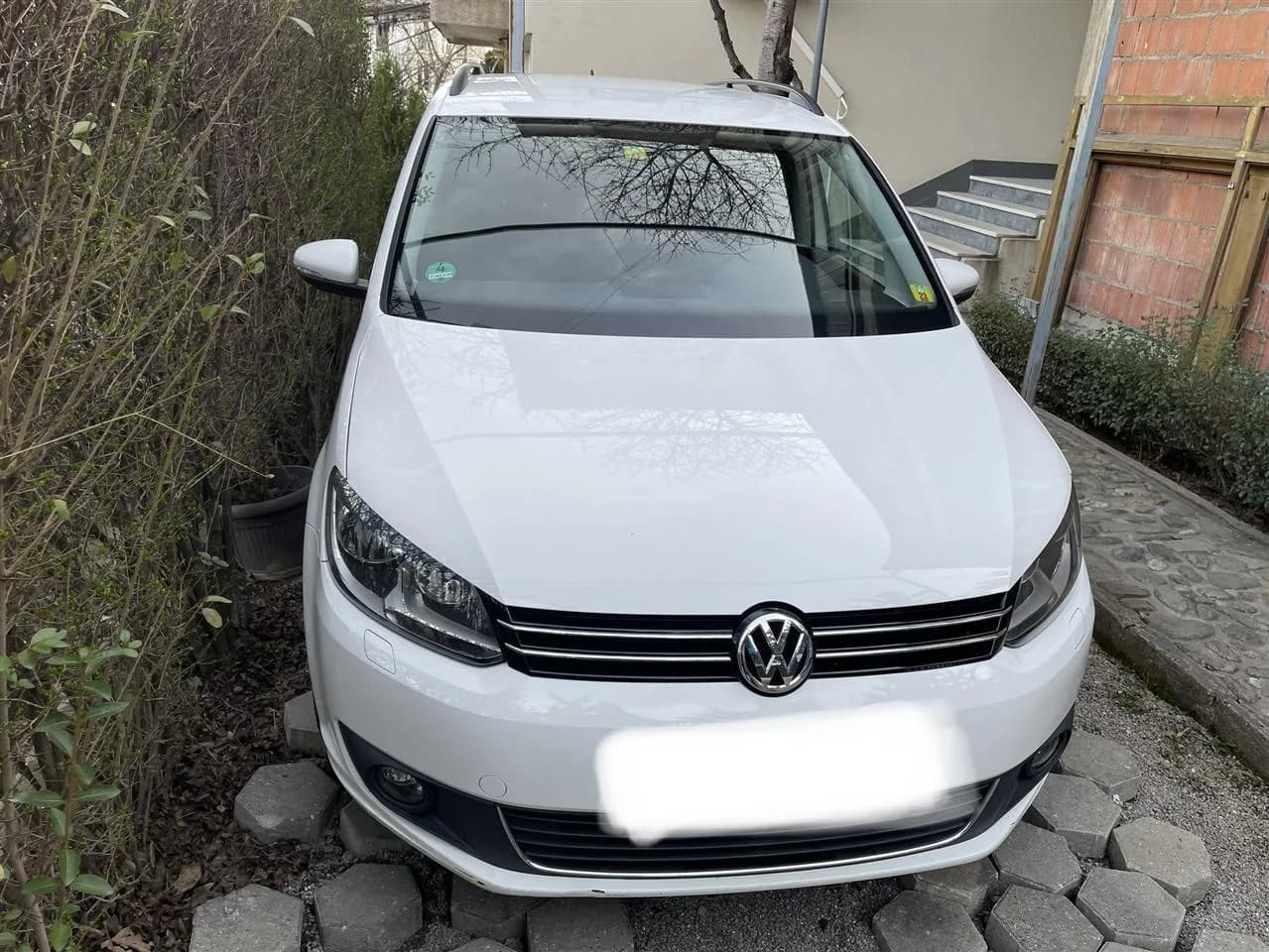 VW Touran 1.6 TDI DSG, Automatik, Viti 2013 — foto 1 nga 8