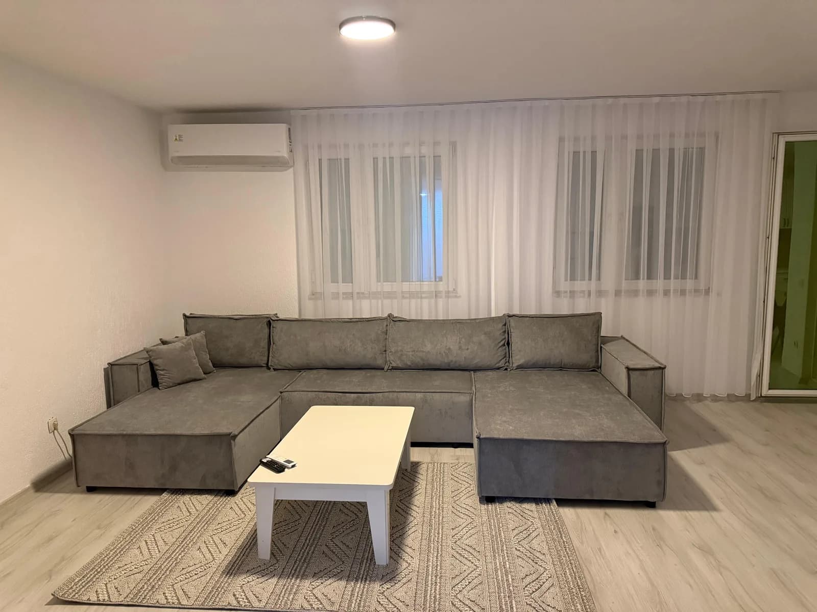 Lëshohet banesë me qira te Qafa — foto 1 nga 6