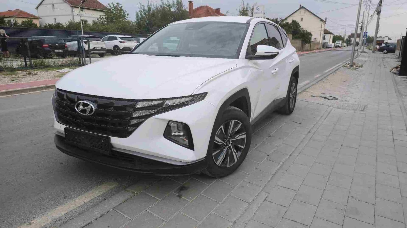 Shitet Hyundai Tucson 1.6 CRDi, 84 kW / 115 PS, viti 2021 — foto 1 nga 7
