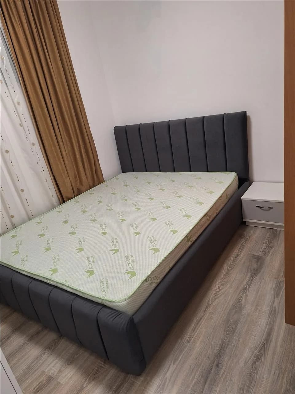 Banesë 3+1 me qira në Fushë Kosovë — foto 2 nga 12