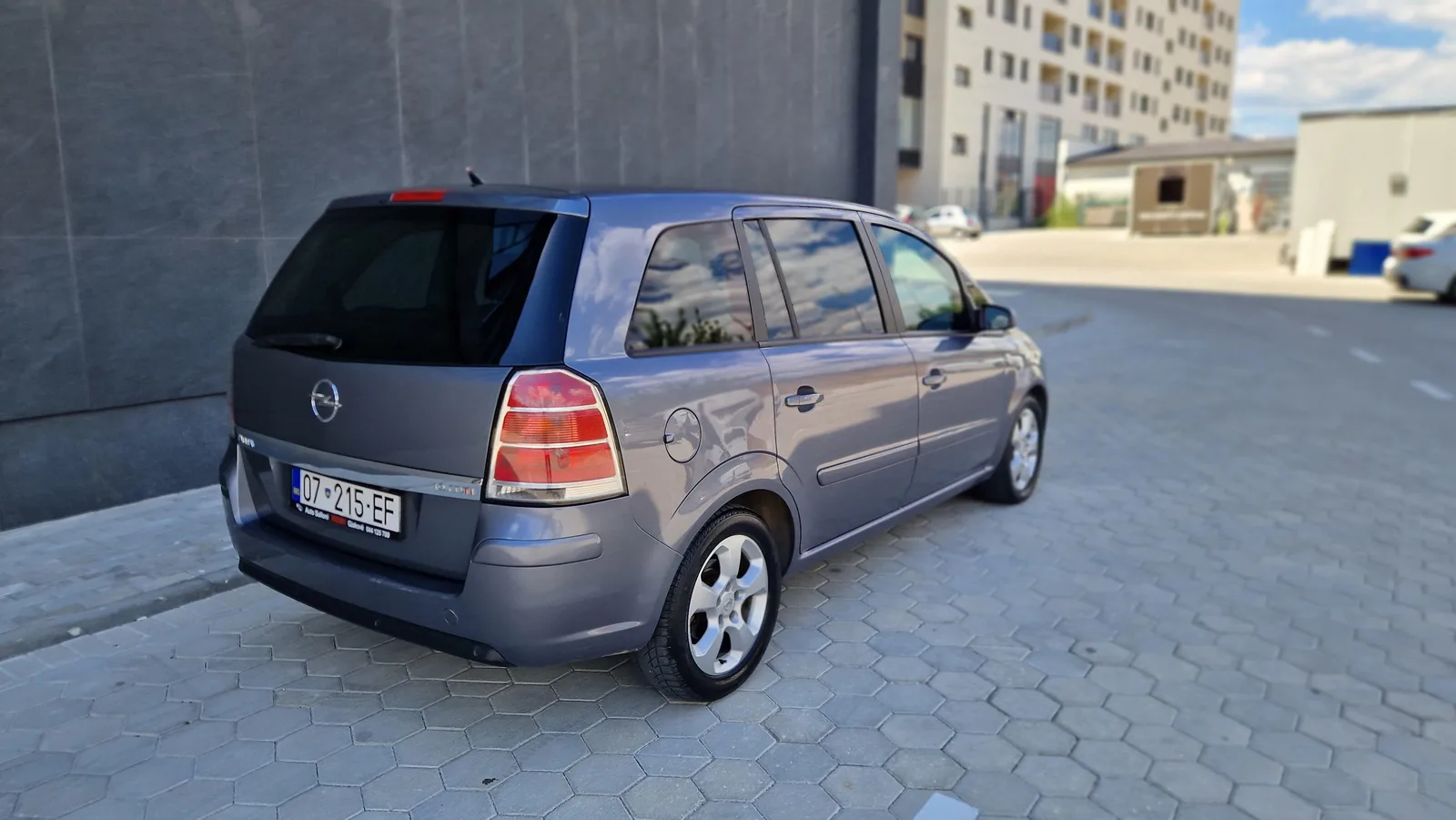 Opel Zafira 1.9 Automatik, Dizel, Viti 2006, 7 ulëse — foto 1 nga 12