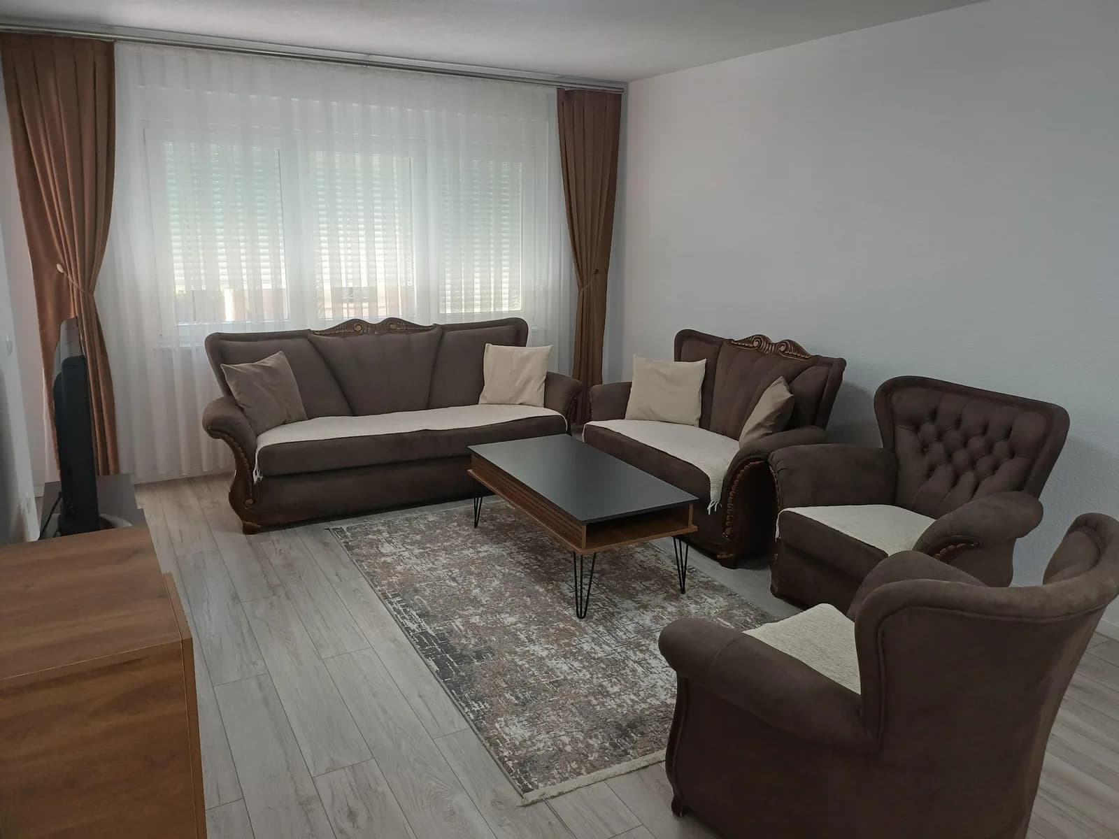 Banesë 2+1 me qira — foto 2 nga 8