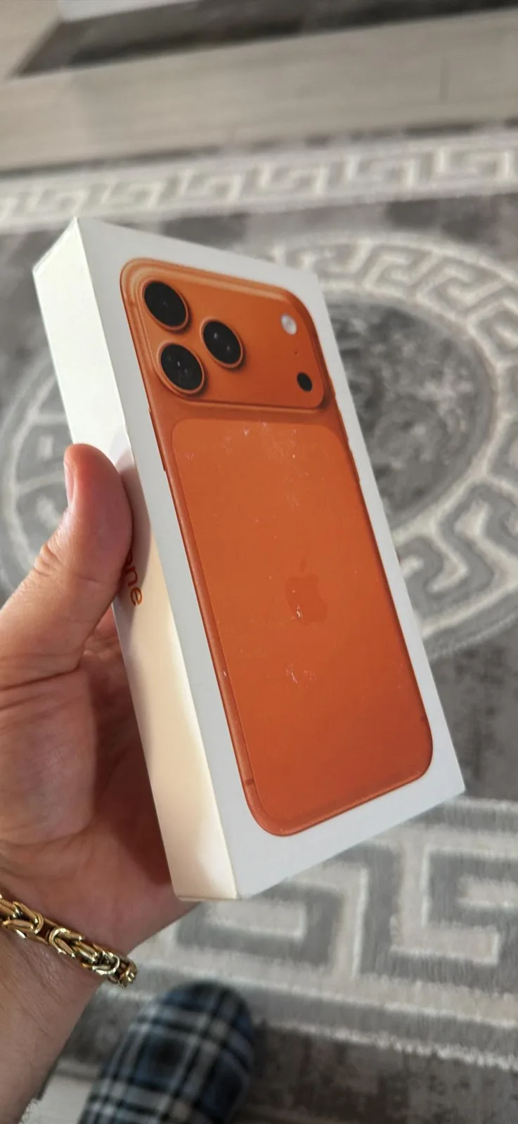 iPhone 17 Pro Max, 256 GB, E-Sim — foto 1 nga 3