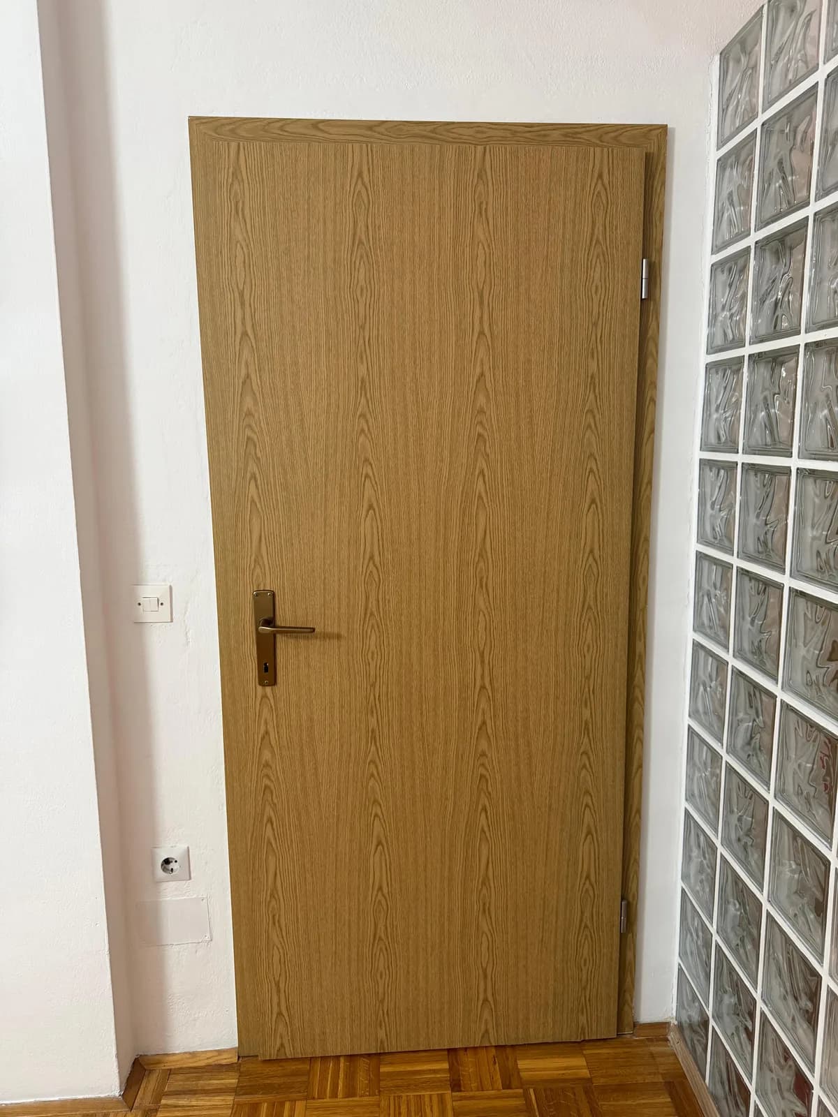 Dyer për dhoma, 30 euro — foto 2 nga 3