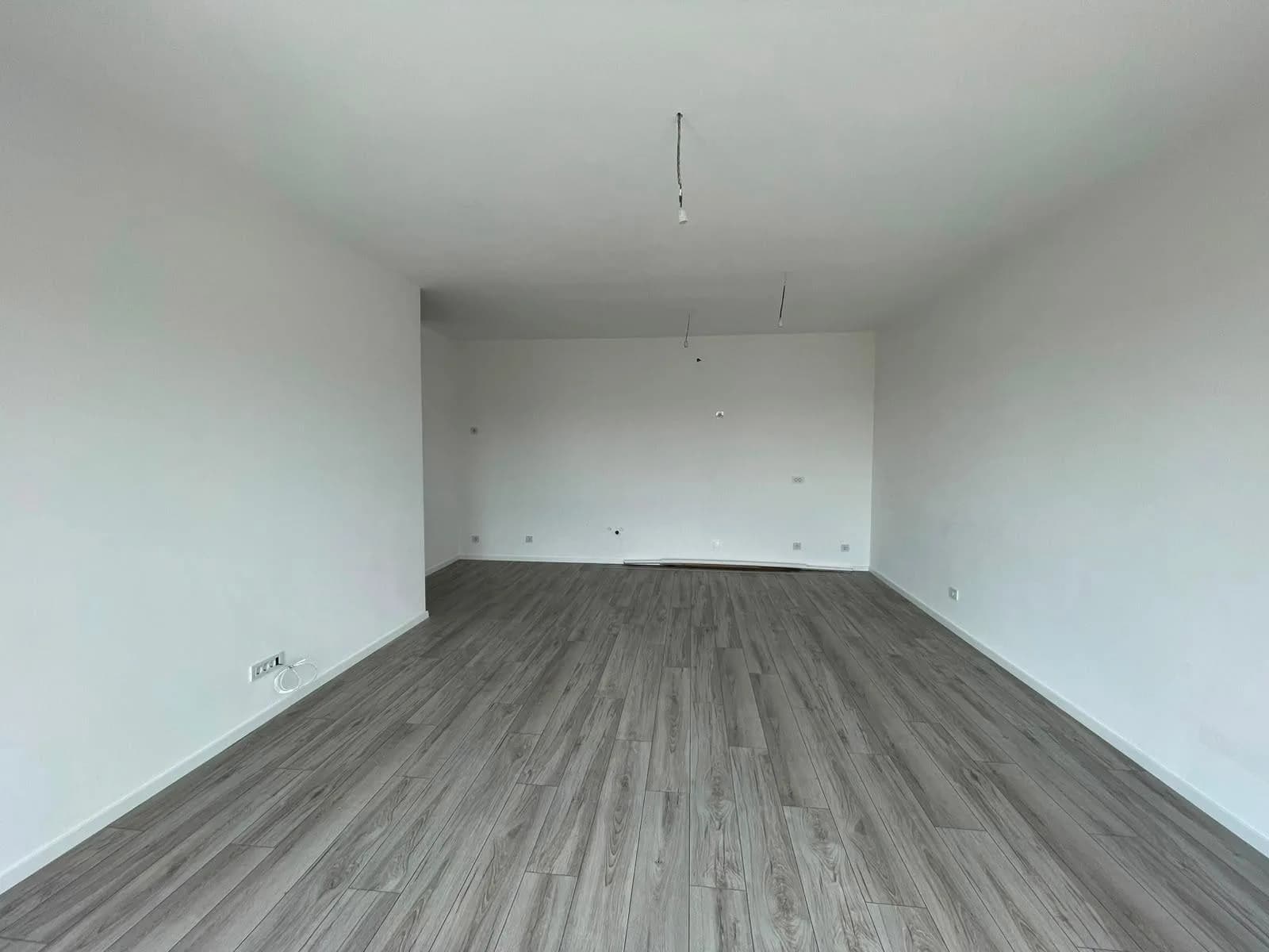 Shitet banesë 3+1 në Arbëri — foto 2 nga 9