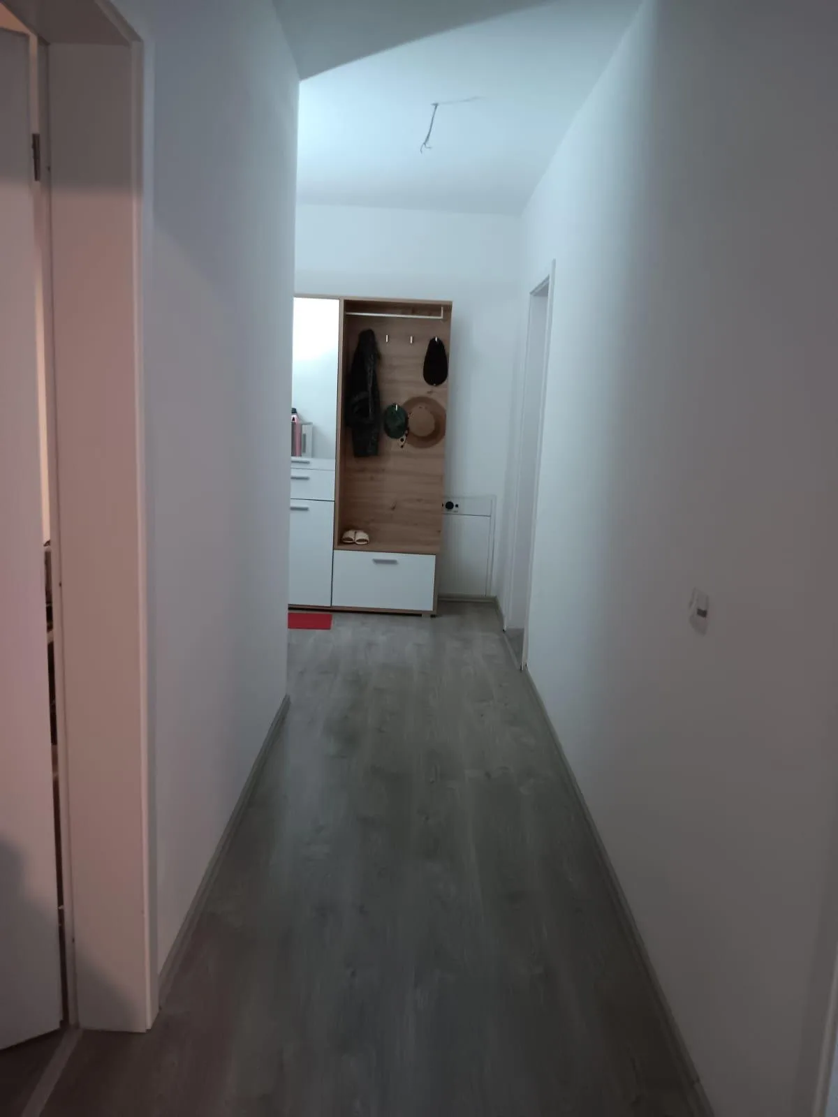 Shitet banesë në Fushë Kosovë me dy dhoma gjumi — foto 2 nga 5