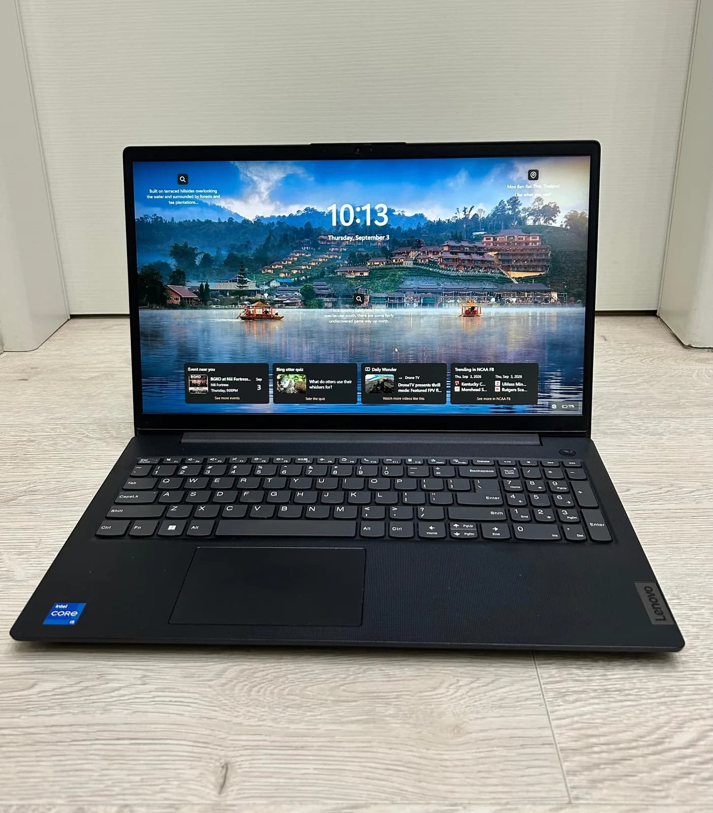 Lenovo V15 G5, Intel Core i5-13420H, 8 GB RAM, 512 GB SSD — foto 1 nga 5