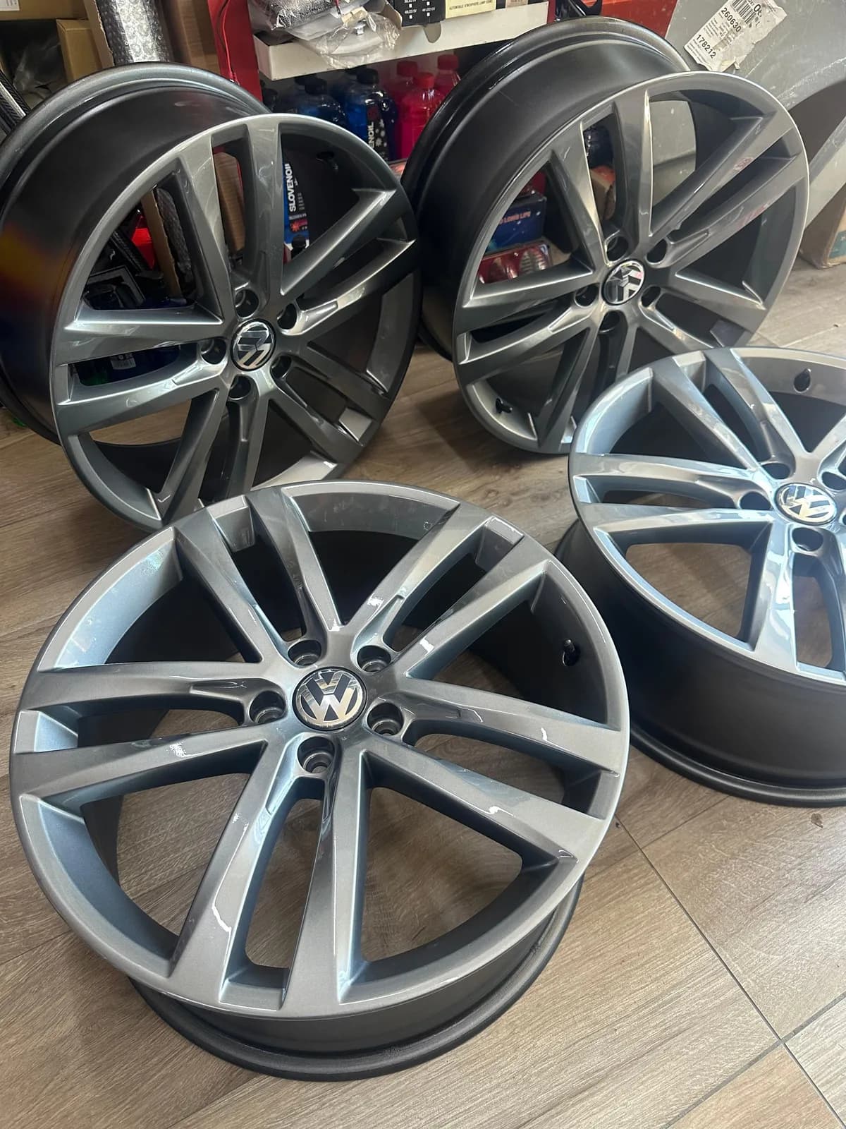 Disqe alumini 19 R-Line — foto 2 nga 3