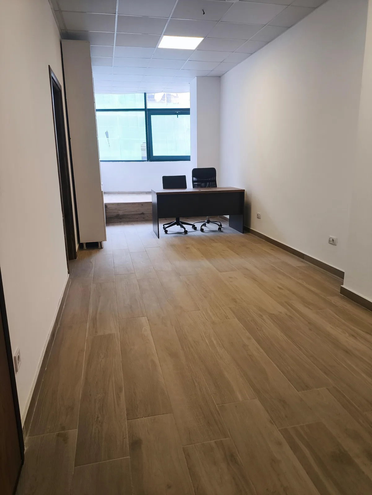 Zyrë 75.88 m² me qira - Pallati i Avokatëve — foto 2 nga 10