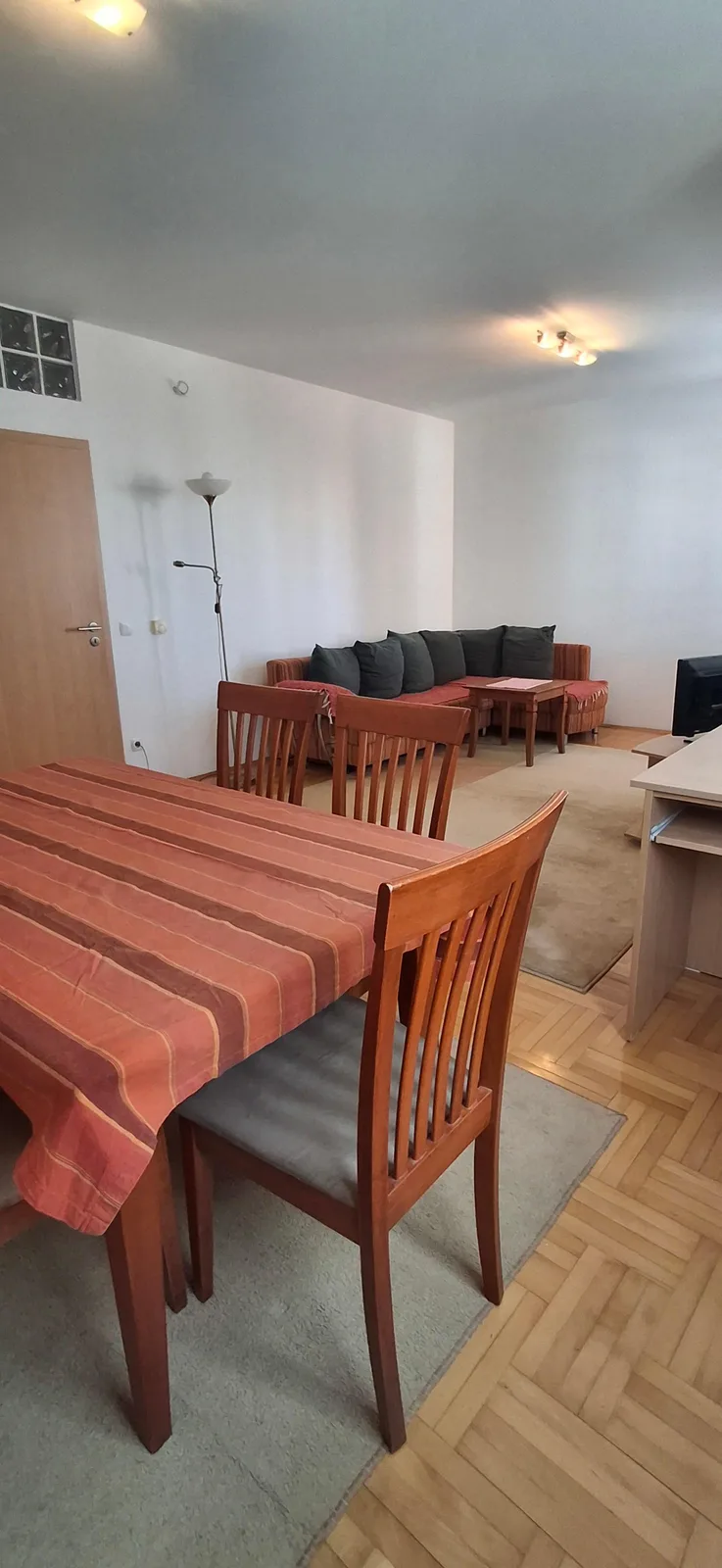 Banesë 1+1 me qira - Muharrem Fejza, Prishtinë — foto 2 nga 10