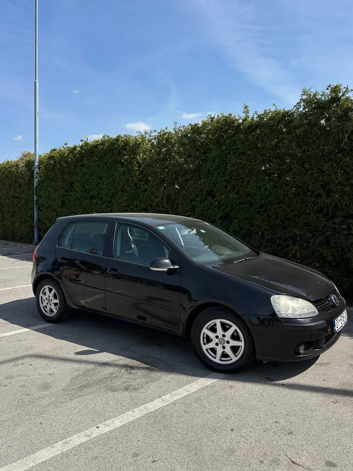 VW Golf 5 1.6, Benzinë, 6 shpejtësi — foto 1 nga 8