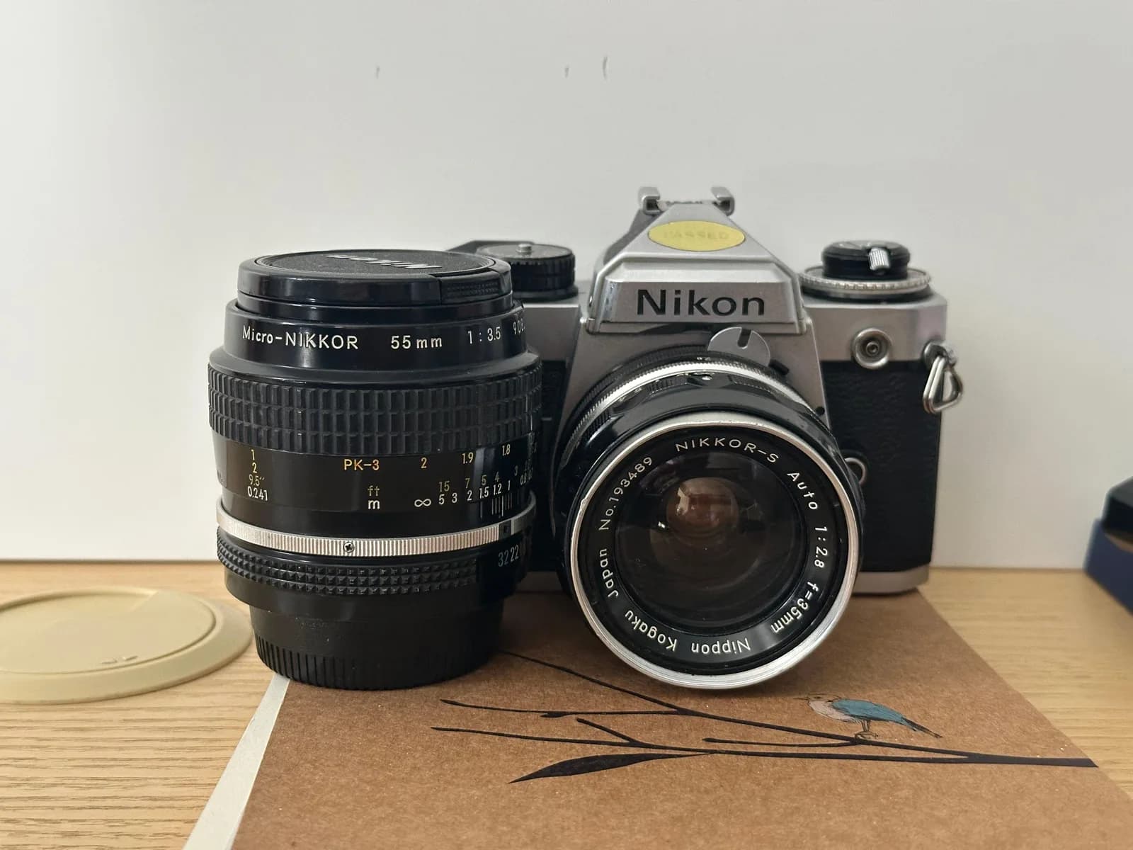 Nikon FE2 - aparat fotografik me film — foto 1 nga 2