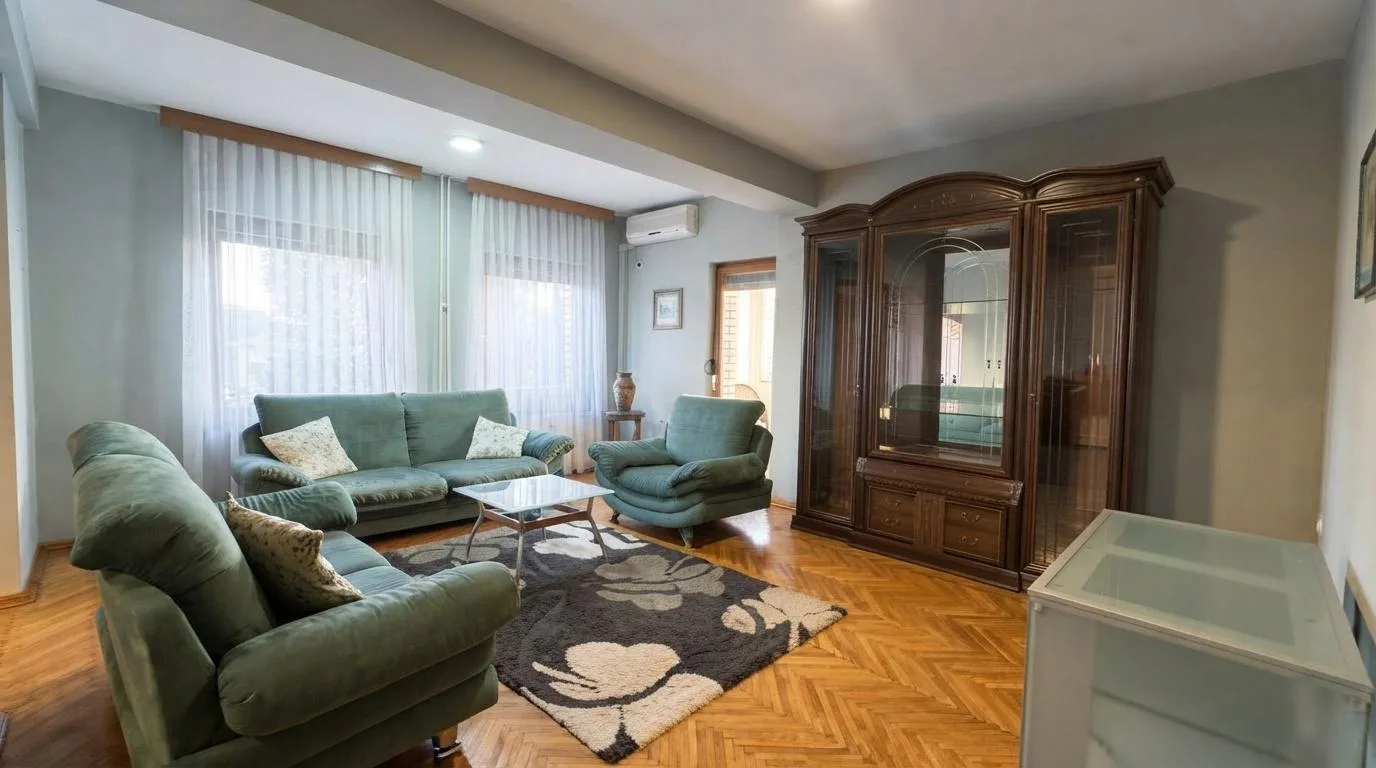 Banesë 5 dhomëshe me qira - Ulpianë, Prishtinë — foto 1 nga 10