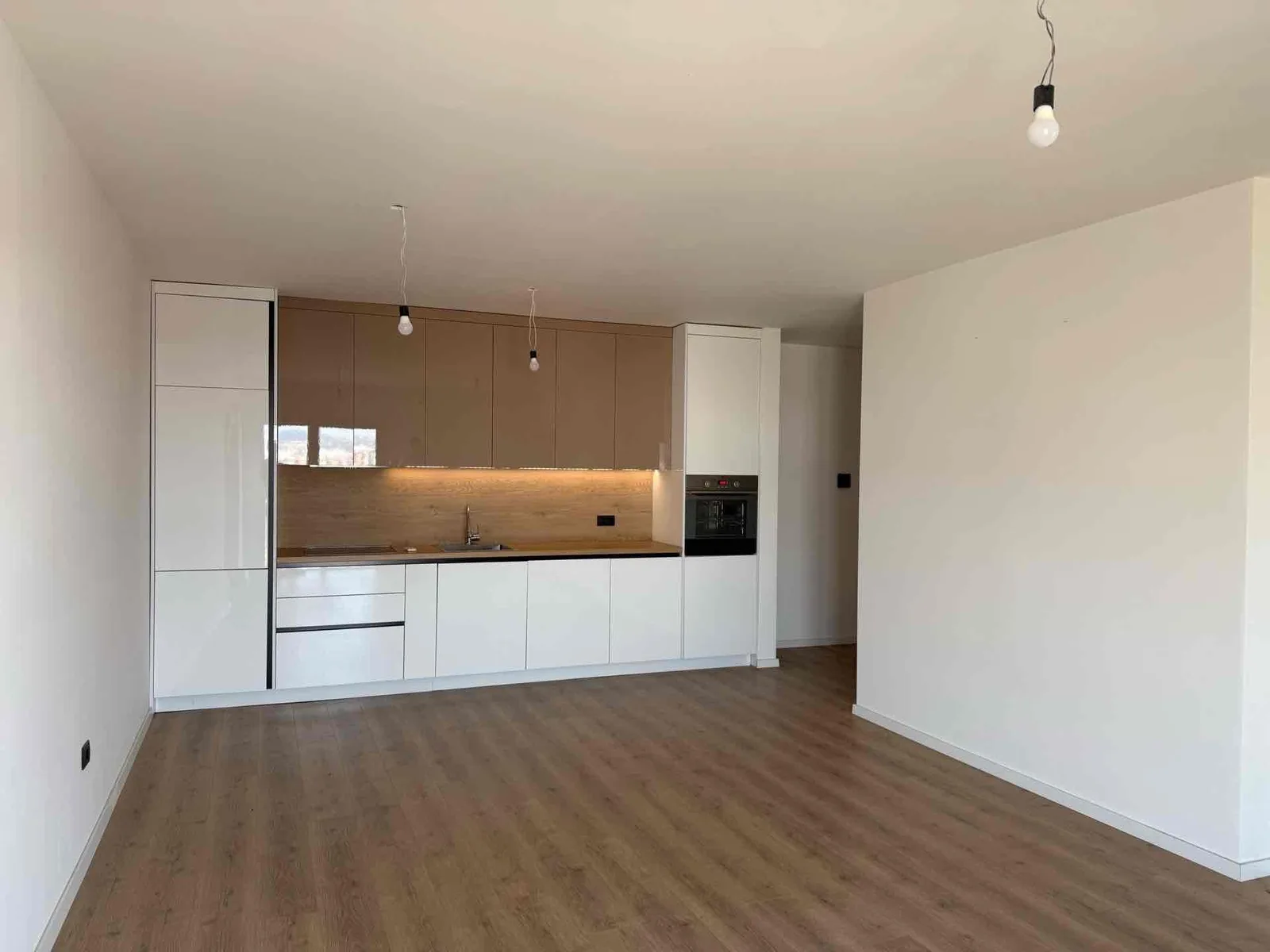 Banesë 90.30 m² në shitje në Prishtinë — foto 2 nga 11