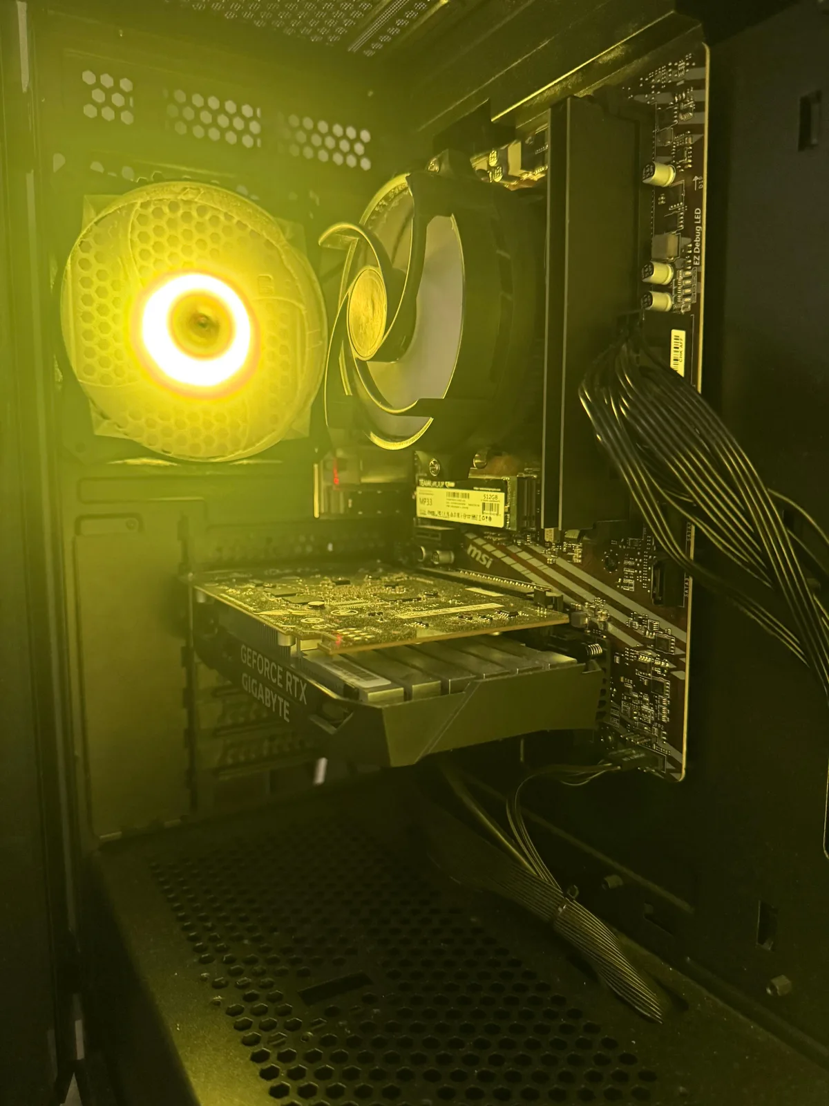 Gigabyte RTX 3050 6GB OC — foto 1 nga 5
