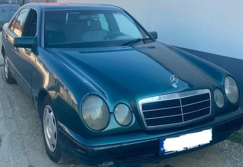 Mercedes-Benz 2.2, Naftë - RKS — foto 2 nga 3