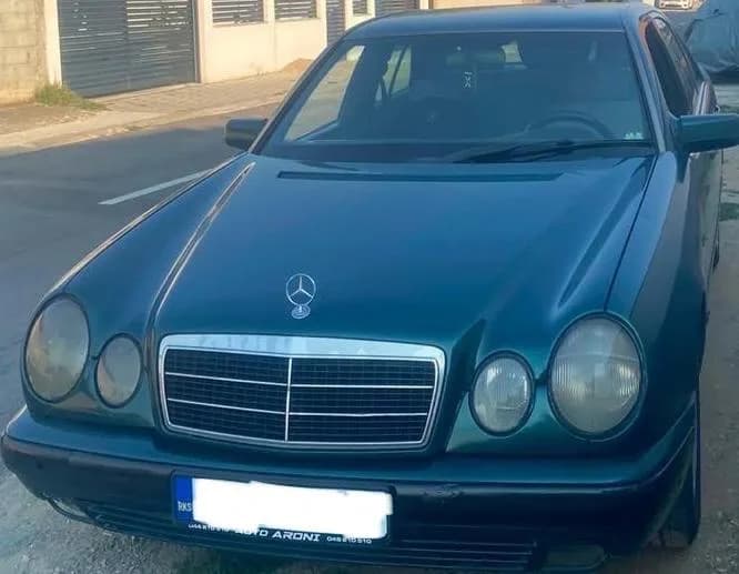 Mercedes-Benz 2.2, Naftë - RKS — foto 1 nga 3