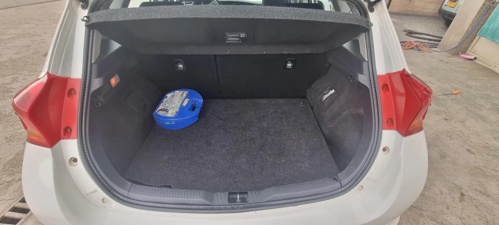 Toyota Auris, viti 2014, 1 vit RKS — foto 2 nga 11