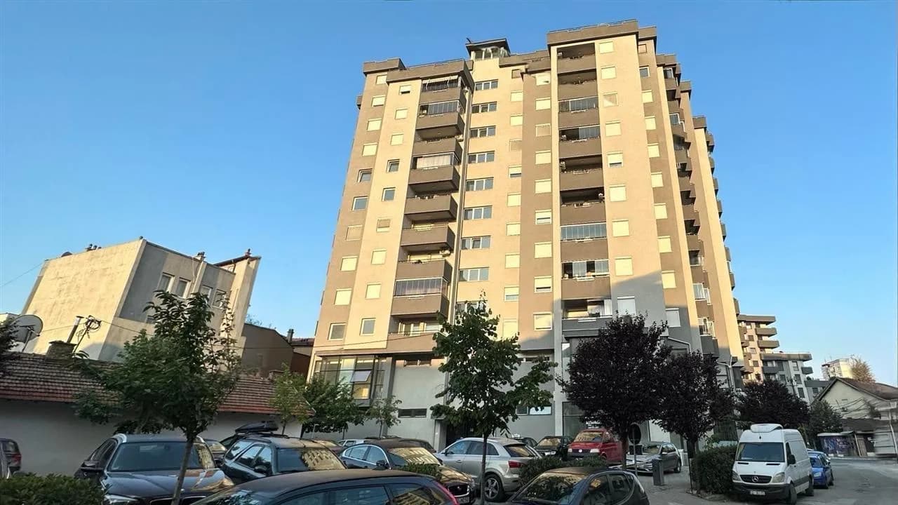 Banesë 2+1 me qira në Mitrovicë — foto 1 nga 8