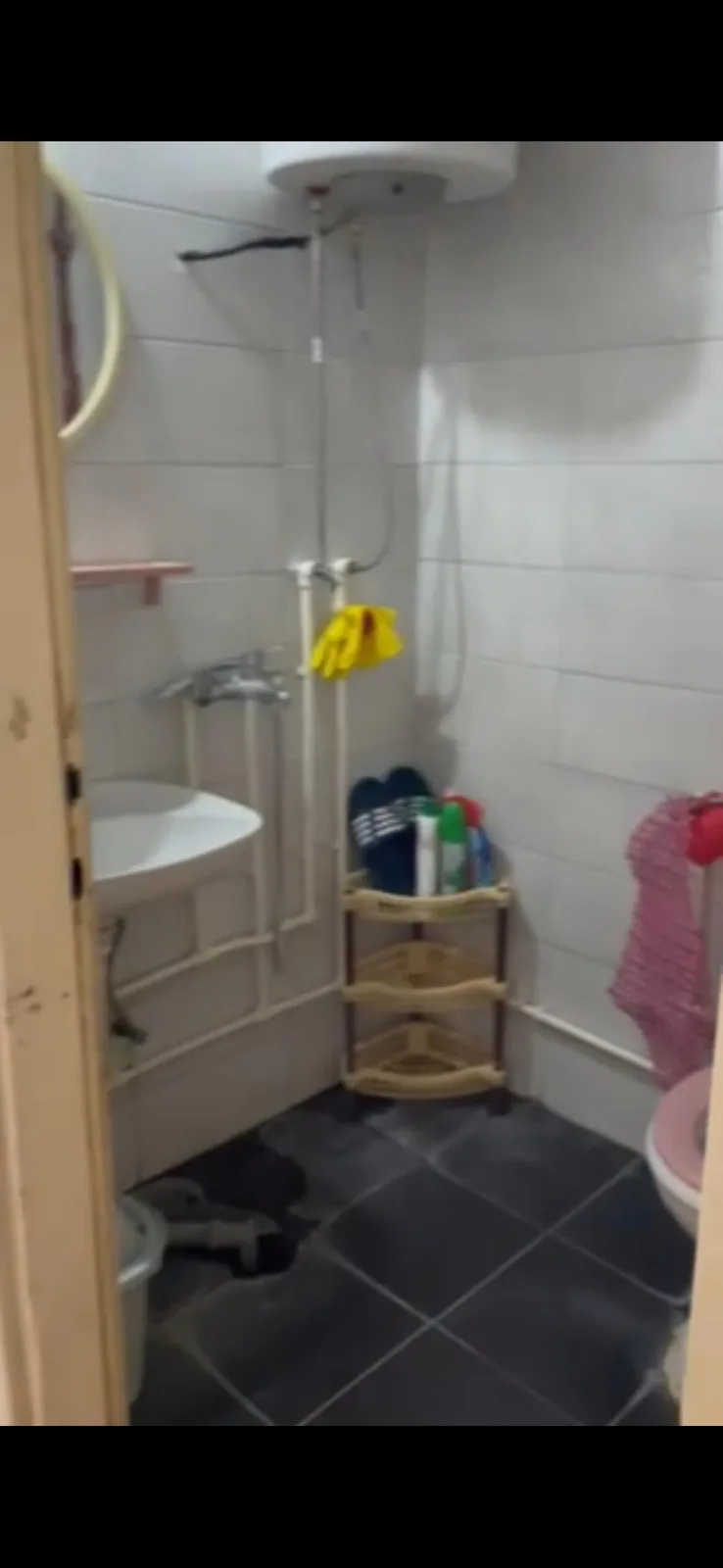 Shitet garsonierë në Ulpianë, afër shkollës Hasan Prishtina — foto 2 nga 4