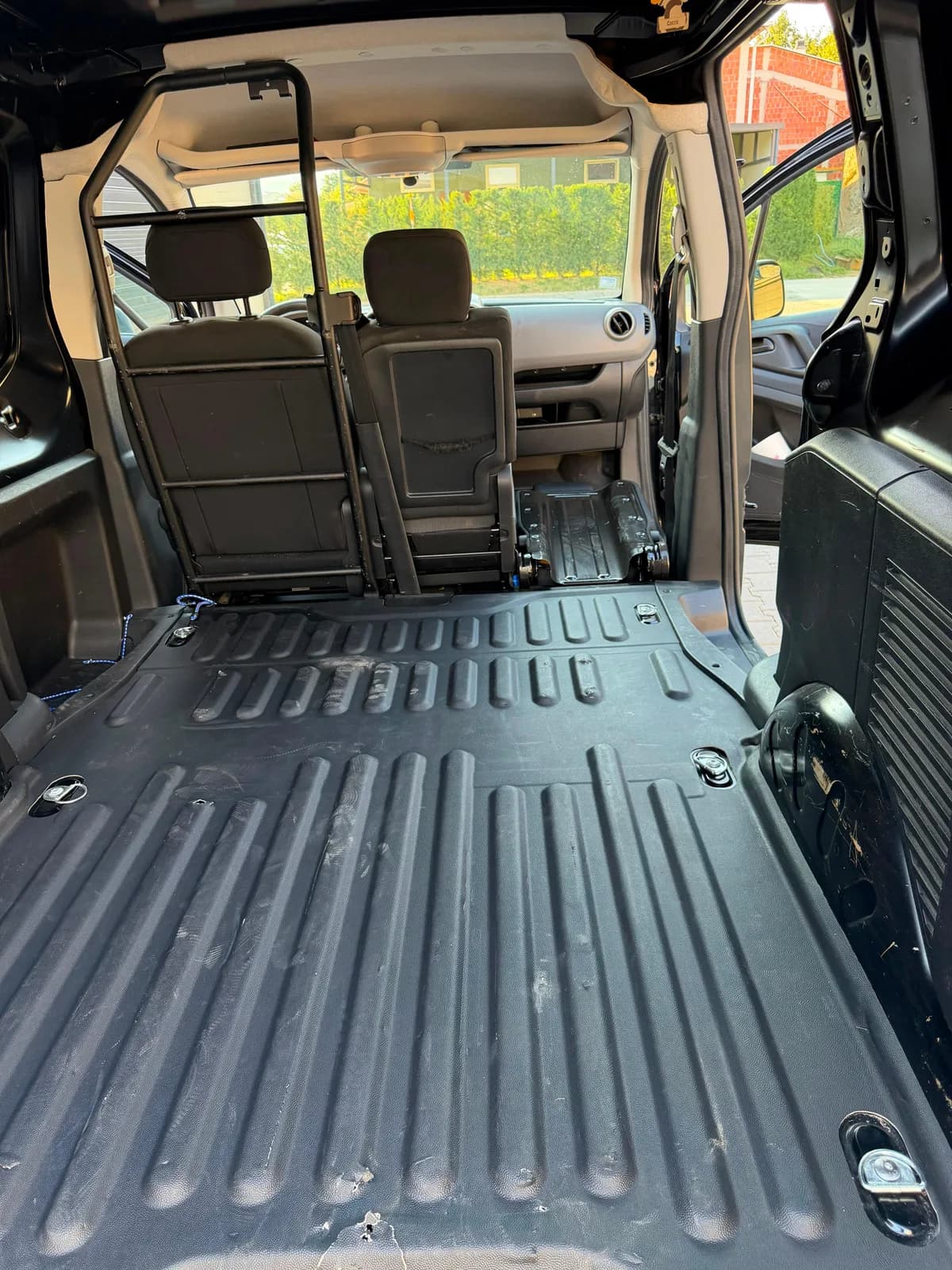 Citroën Berlingo 1.6 HDi, Viti 2018 — foto 2 nga 12