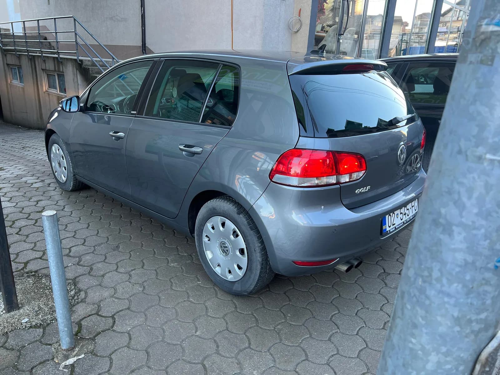 Volkswagen Golf 6 2.0 DSG, Automatik — foto 2 nga 12