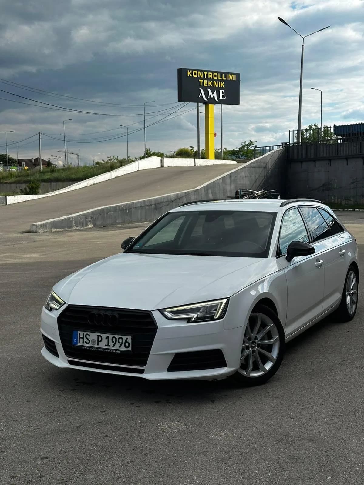 Audi A4 2.0 Automatik, Viti 2016 — foto 1 nga 11