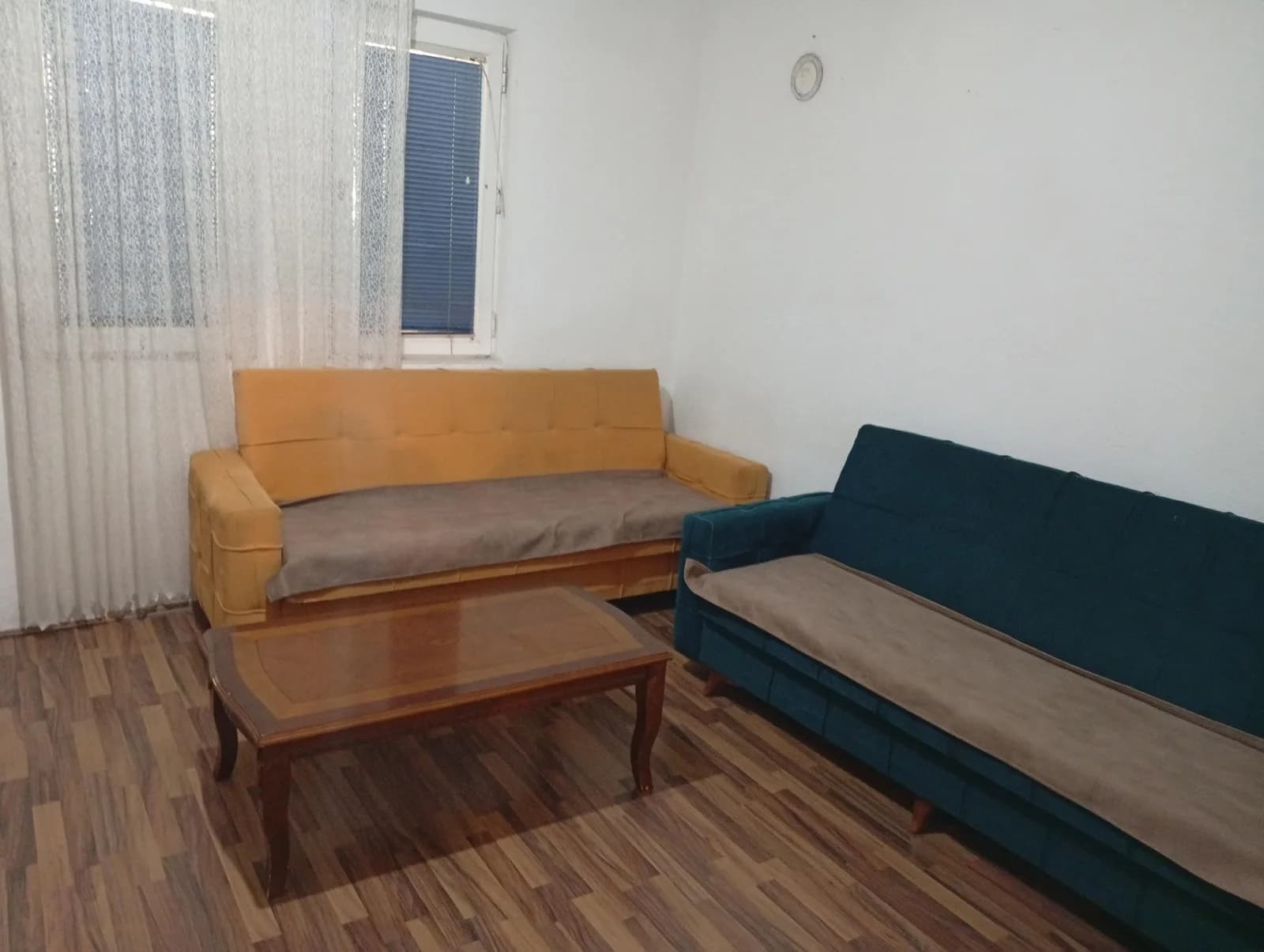 Banesë me qira, përballë restorantit Parku. — foto 1 nga 8
