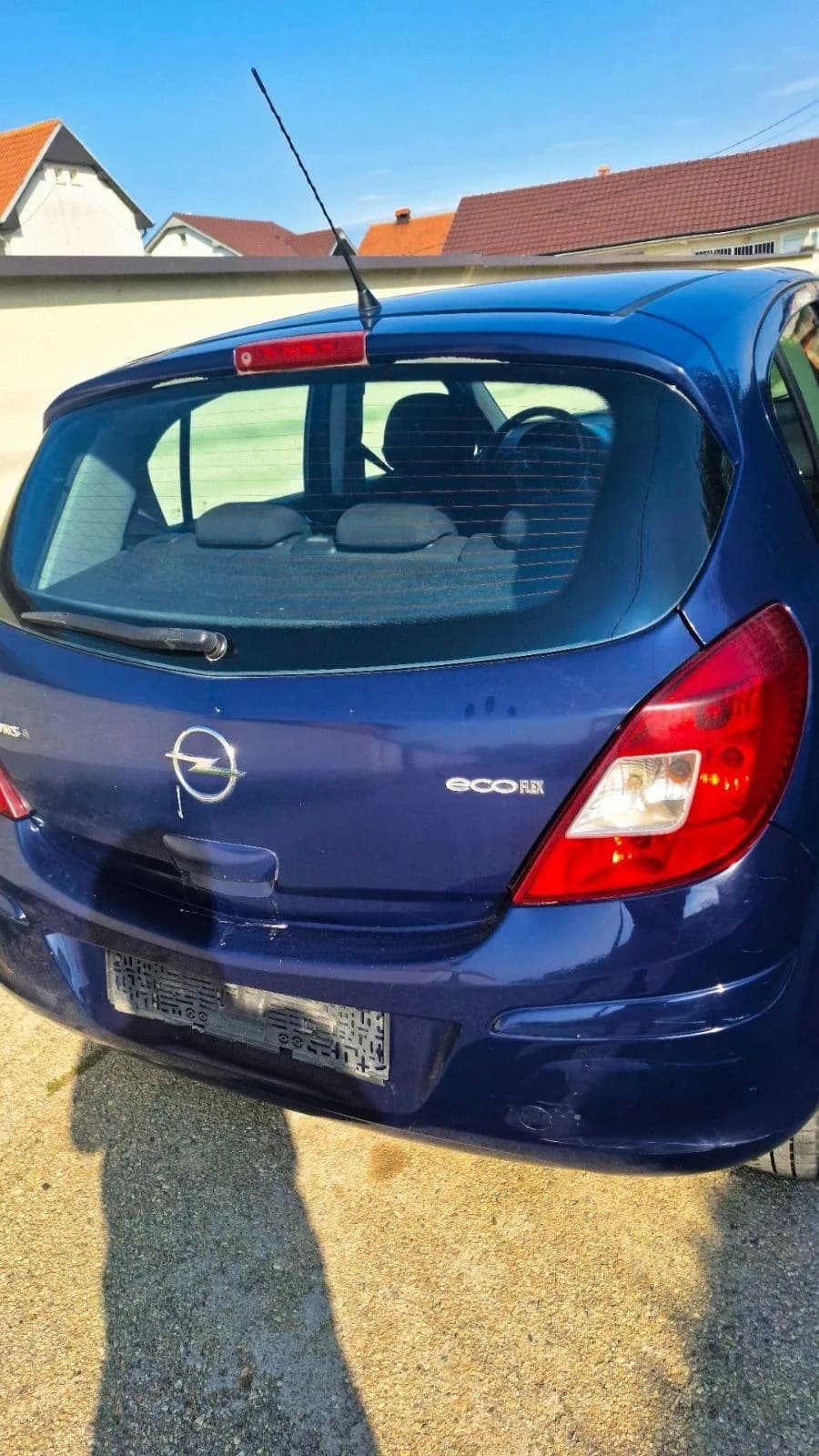 Opel Corsa 1.3 dizel, viti 2009 — foto 1 nga 4