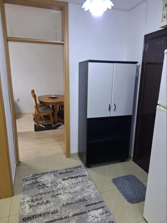 Banesë me qira 3+1 në Bregun e Diellit — foto 1 nga 2