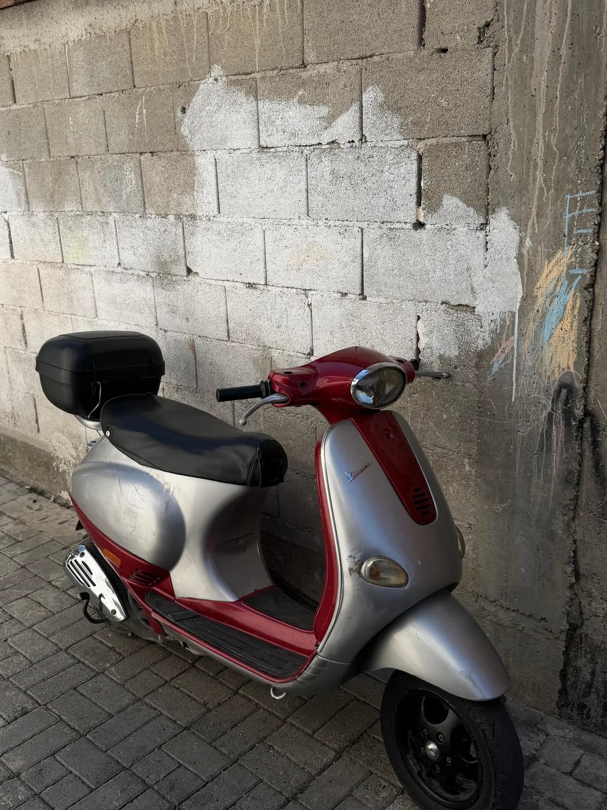 Vespa 125 CC — foto 2 nga 3
