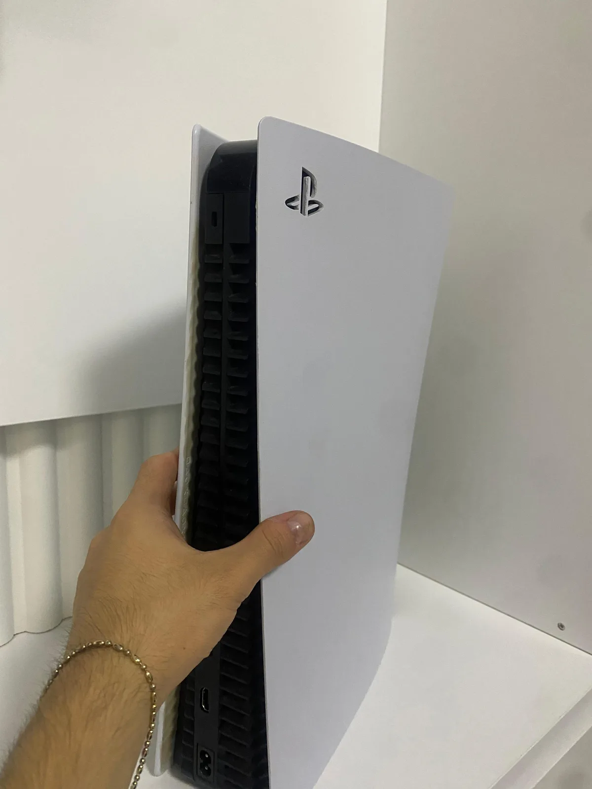 Sony PS5 - në gjendje shumë të mirë — foto 2 nga 2
