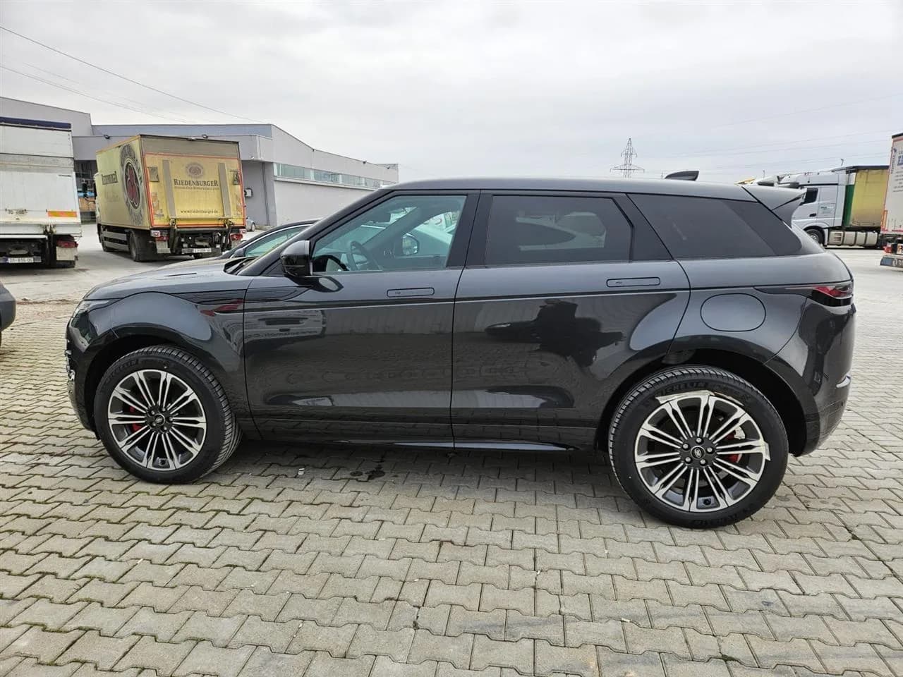 Range Rover Evoque 2024 — foto 1 nga 8