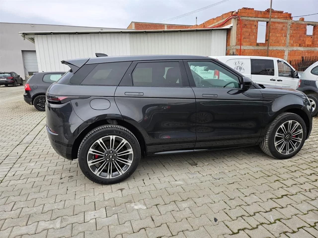 Range Rover Evoque 2024 — foto 2 nga 8