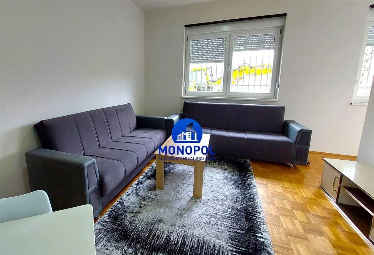 Banesë me qira në Bregun e Diellit — foto 1 nga 7