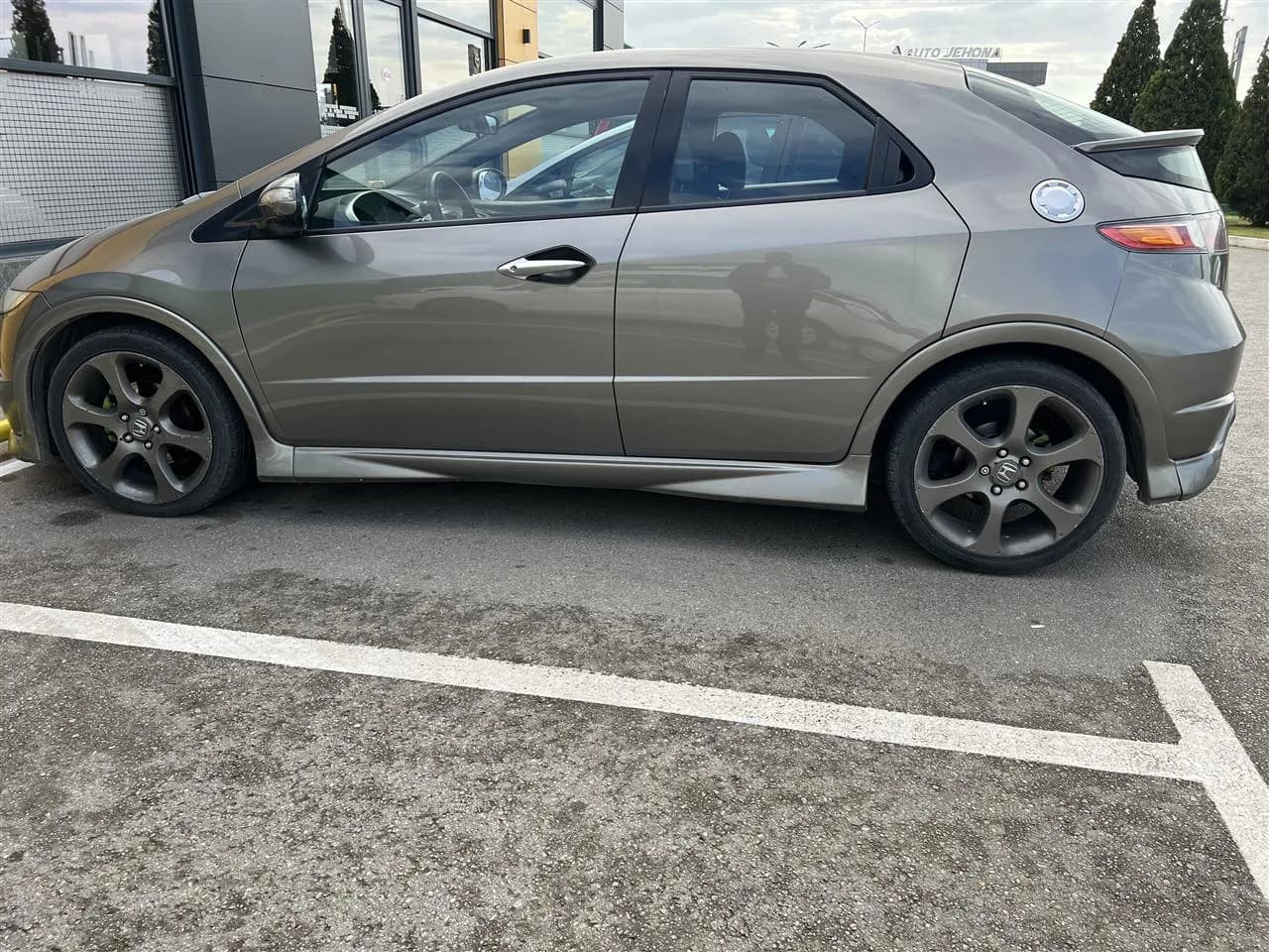 Honda Civic 2.2 CDTI, manual 6-shpejtësi — foto 1 nga 8