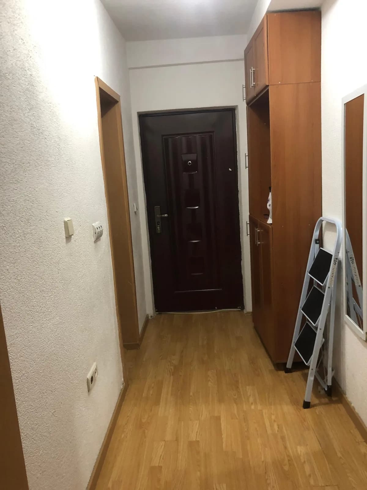 Banesë 56 m2 me qira — foto 1 nga 7