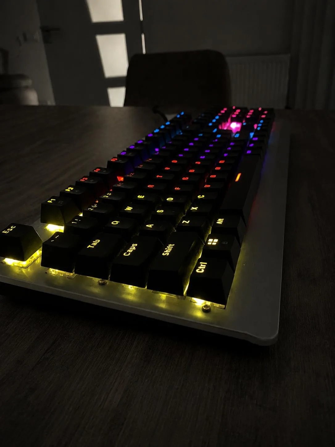 White Shark GK-1926 RGB tastierë mekanike — foto 2 nga 2