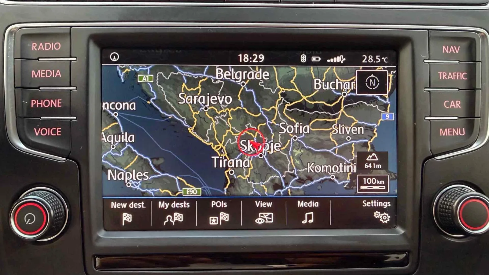 VW Polo 1.4 TDI, 2017 — foto 2 nga 8