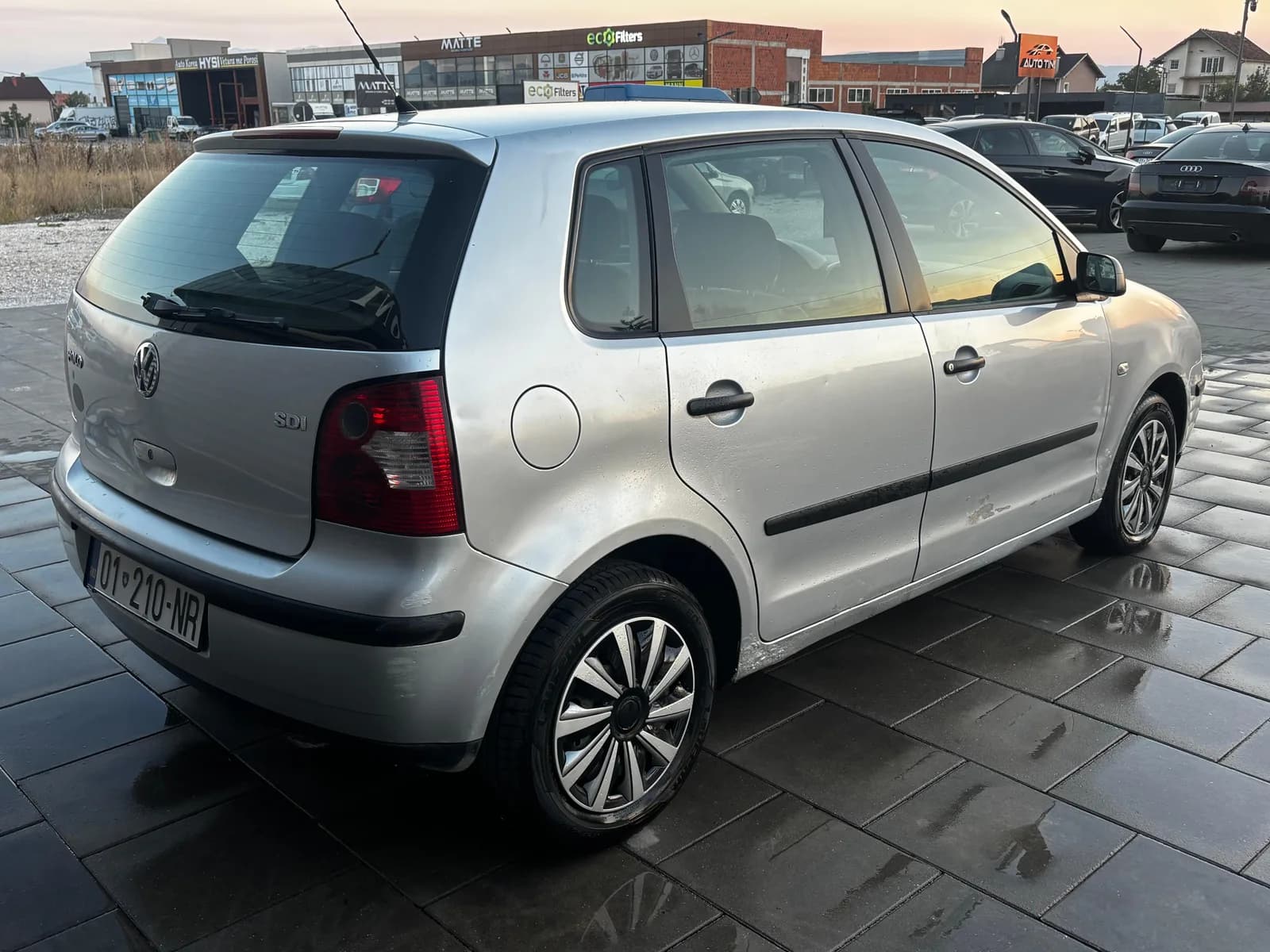 VW Polo 1.9 dizel, klimë AC, viti 2002 — foto 1 nga 6