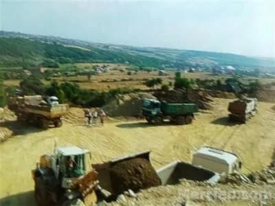 Tokë 100–130 ari në shitje në Bërnicë — foto 1 nga 3