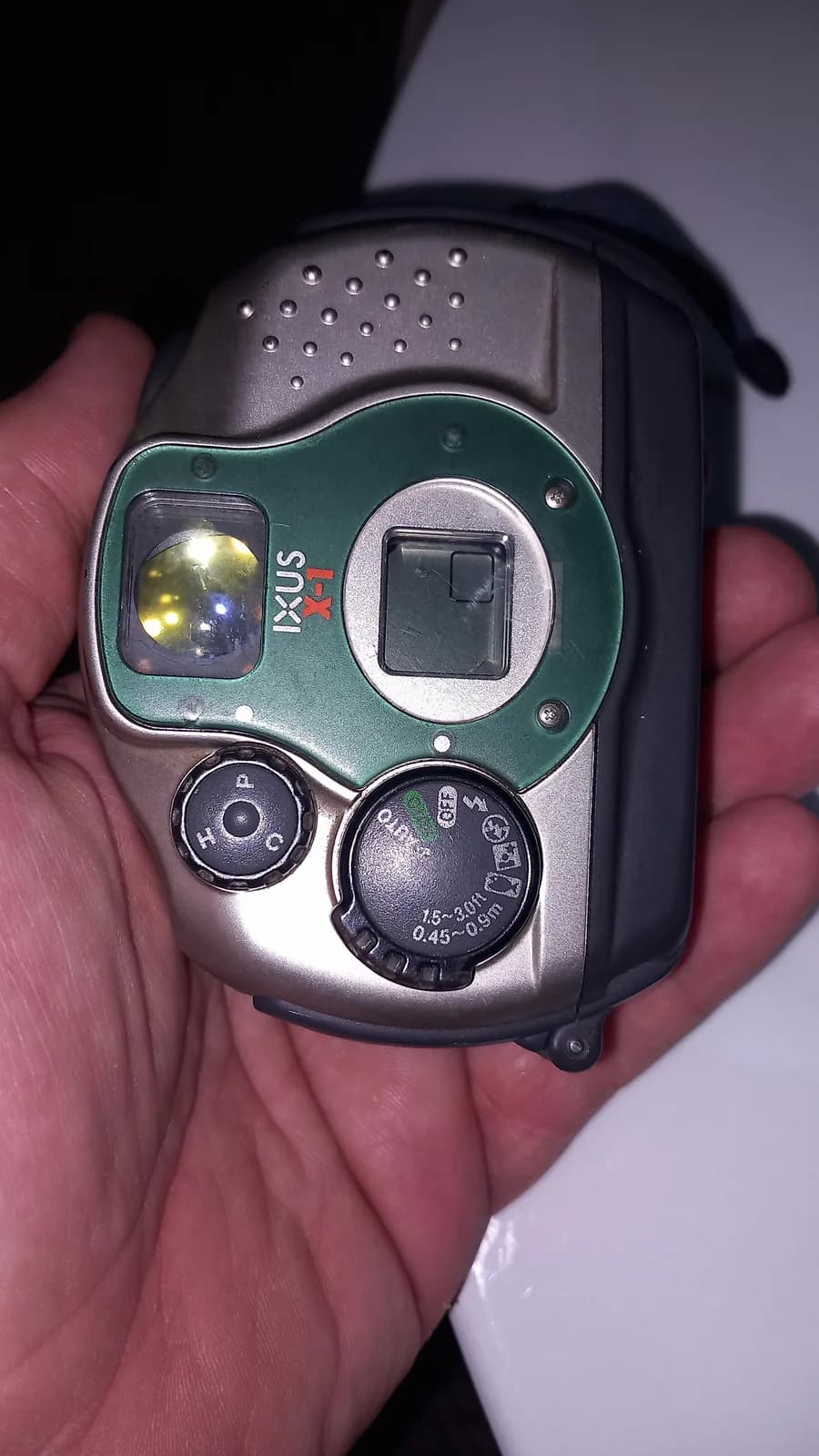 Canon Ixus X-1, aparat analog — foto 2 nga 10