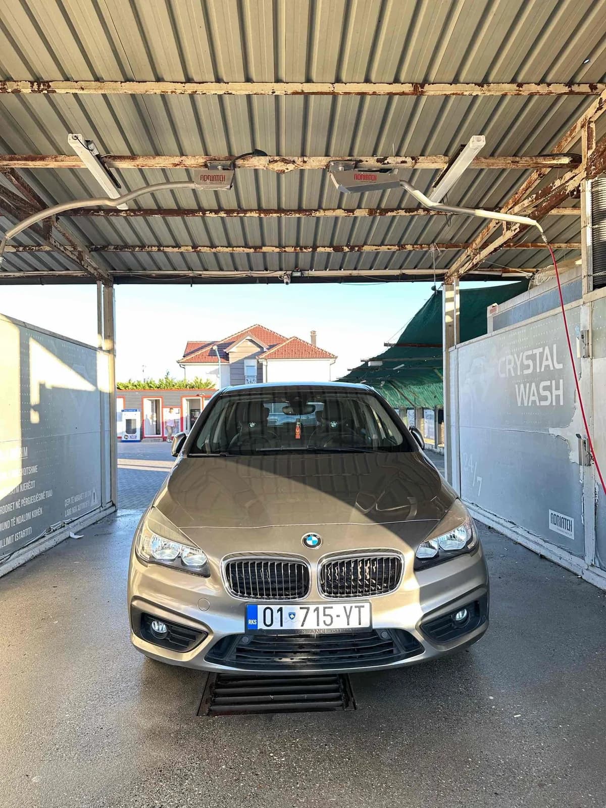 BMW 218d Active Tourer 2017, Automatik, Full option — foto 2 nga 4