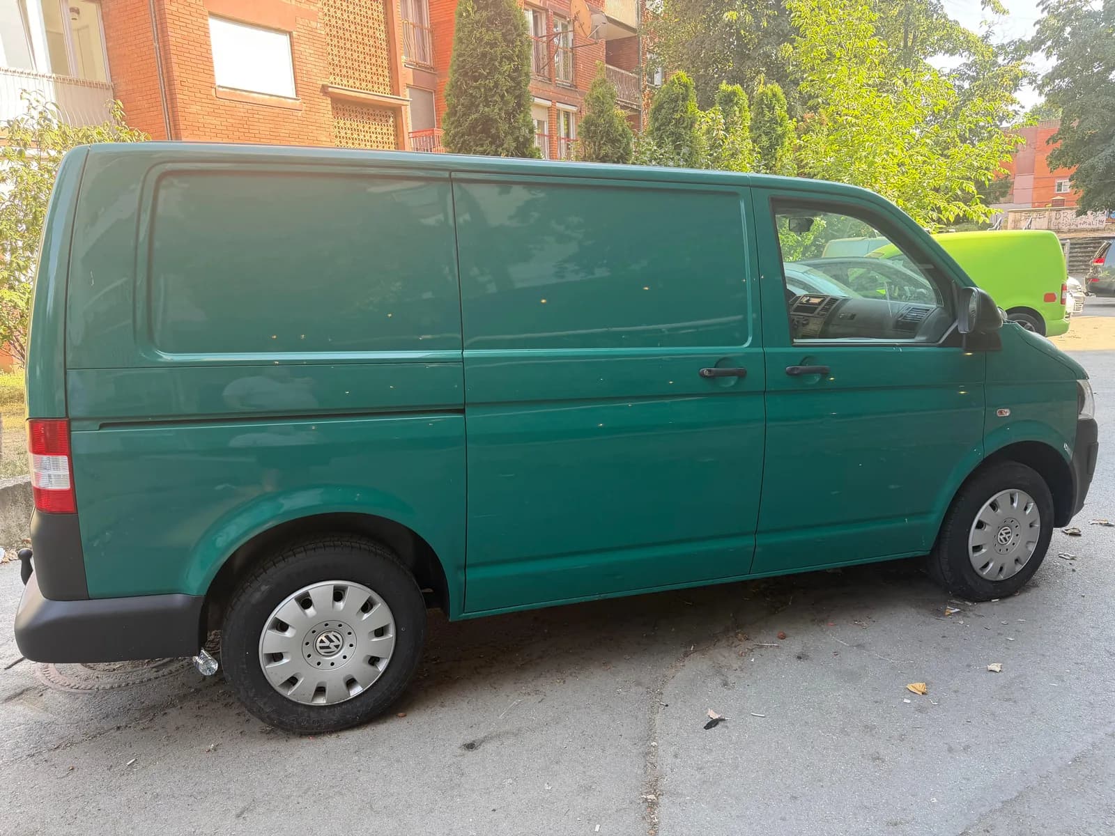 Shitet VW Kombi T6 2.0 TDI, viti 2010, i doganuar dhe me RKS — foto 2 nga 9