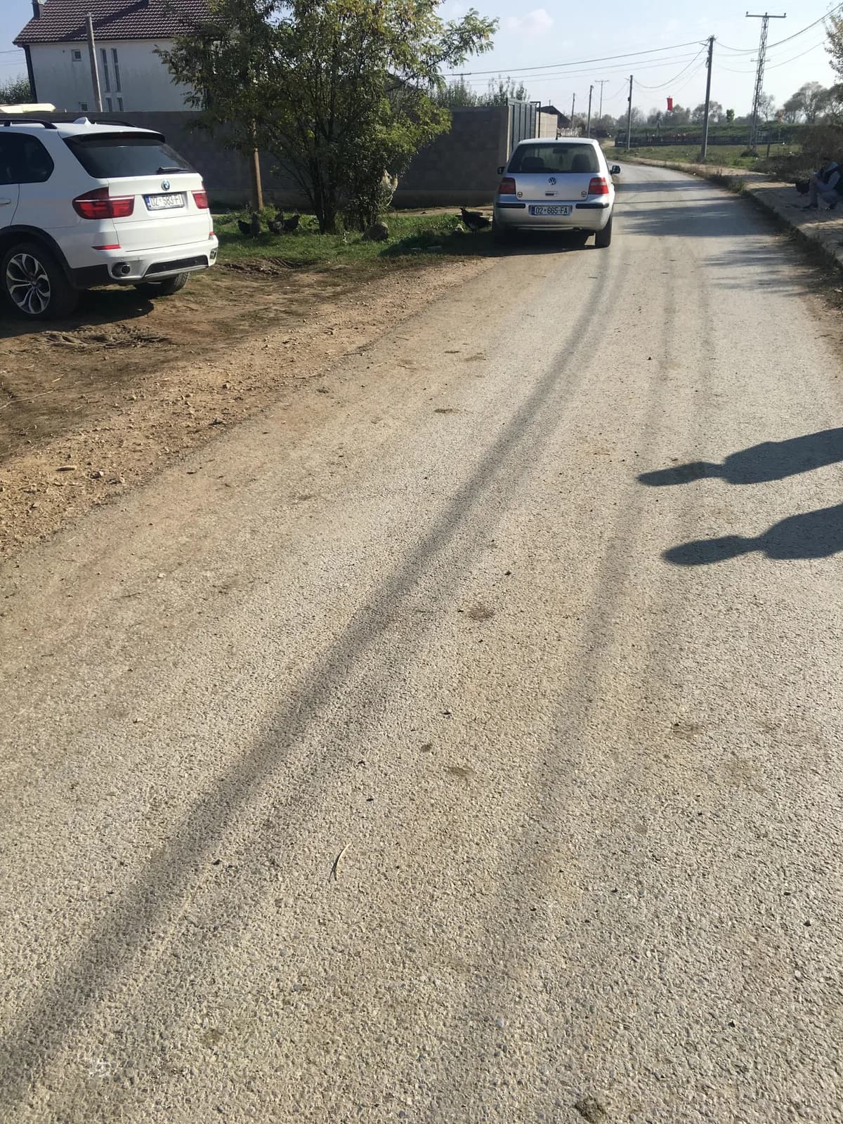 Shiten 2 troje në Vushtrri — foto 2 nga 4