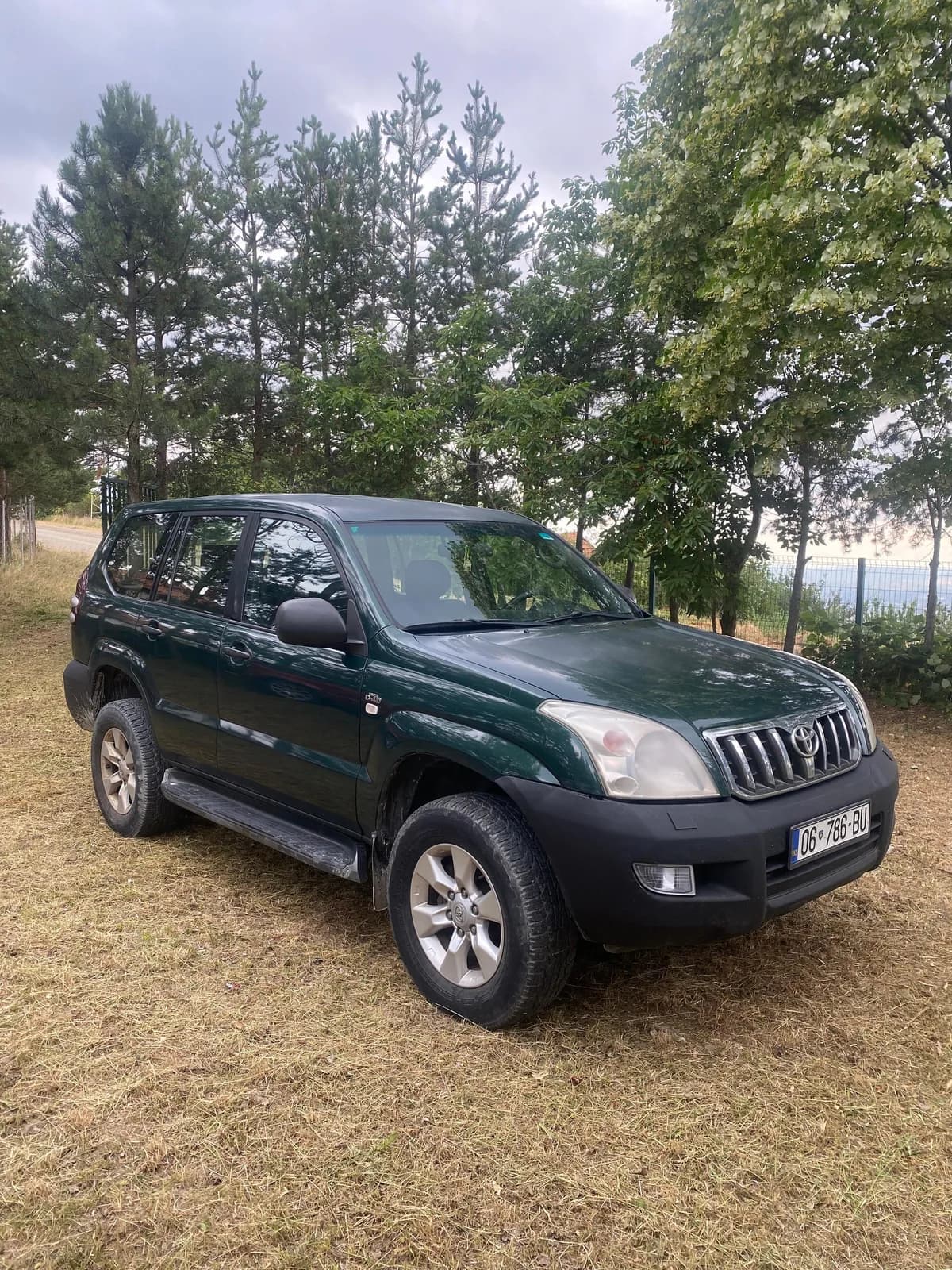 Toyota Land Cruiser 3.0 D4D — foto 1 nga 8